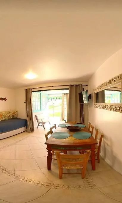 Apartamento Terreo Em Condominio No Centro Garopaba